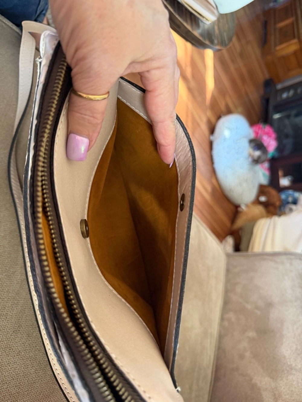 Patricia Nash Cream Tooled Floral Crossbody Bag - Picture 5 of 6